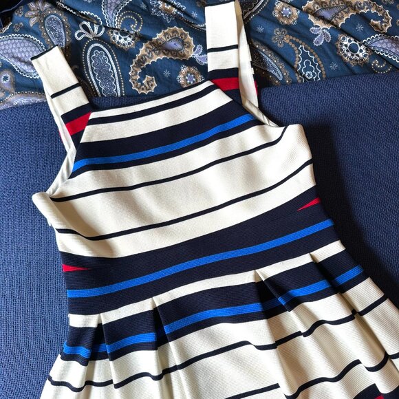 VINTAGE Adrianna Papell white colorblock striped flare dress, Size 4 - Picture 9 of 13